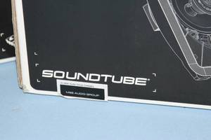 lot 123 image: Pair of NEW SoundTube Sound Tube 5.25 In-Wall Weatherproof Pro Audio Speakers - Model IW500i