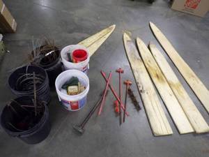 lot 9 image: Trapping Supplies