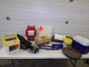 lot 38 image: Assorted Lot
