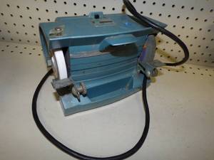 lot 41 image: Table Grinder 4 12