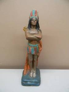 lot 24 image: VINTAGE Tisquantum chalkware sculpture, of the Wampanoag Tribe - GREAT PIECE - NICE - APPROX 18 Tall - SEE PICTURES