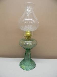 lot 52 image: RARE - VINTAGE ORNATE GREEN DEPRESSION GLASS OIL LAMP, RARE GREEN LAMP - NICE - GREAT PIECE - APPROX 20 Tall - SEE PICTURES