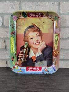 lot 3075 image: Original 1950s Coca-Cola Tray - Approx. 13 x 10.5