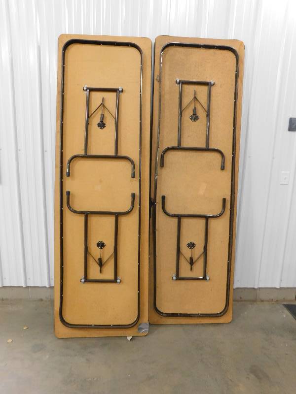 lot 30 image: 2 - 8 Wood tables