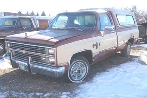 lot 17 image: 1983 Chevrolet Silverado