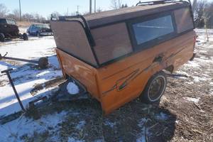 lot 27 image: Ford pick up trailer conversion