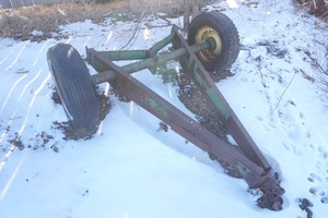 lot 53 image: trailer axle