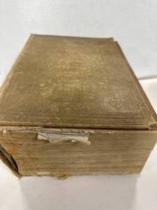 lot 73 image: Websters Dictionary (weighs 16 pounds)