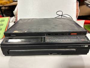 lot 80 image: Sansui P-L95R Front Loading Turntable (needs work)