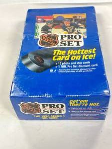 lot 92 image: Unopened Box 1991 Series 1 Hockey Cards