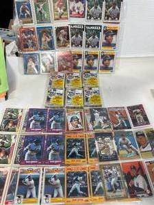 lot 98 image: Vintage Sports Card Lot