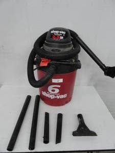 lot 8 image: Shop vac wet dry 2.5 peak HP