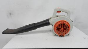 lot 33 image: Blower STIHL BG72