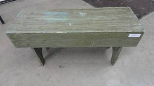 lot 50 image: Wooden bench