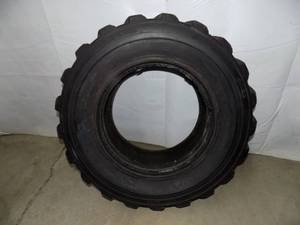 Skid loader Tire
