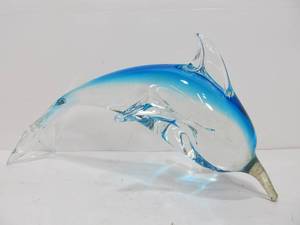 lot 49 image: Large Hand Blown Art Glass Dolphin Sculpture