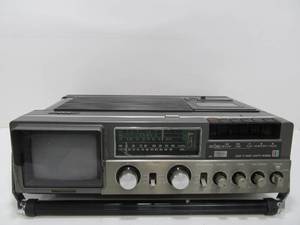 lot 90 image: Working Vintage JVC Model CX-500US Portable Radio  Television 
