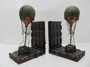 lot 109 image: Vintage Hot Air Balloon Bookend Set