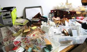 lot 161 image: Massive Collection of Quality Dollhouse Furniture