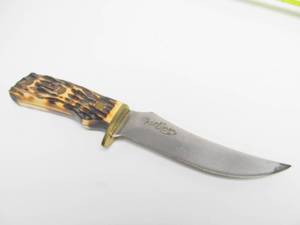 lot 175 image: Nice Vintage Imperial KIT CARSON Fixed Blade Hunting Knife