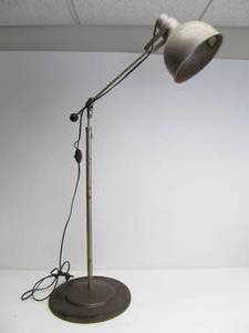 lot 238 image: Working Vintage KENMORE Industrial Floor Lamp