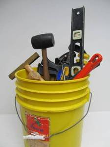 lot 260 image: Nice Estate Lot Bucket Full of Tools #1