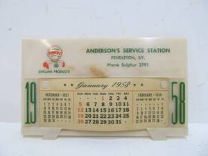 lot 133 image: Vintage 1958 SINCLAIR Gas Station Advertising Desk Calendar
