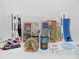 lot 135 image: Lot of Vintage Advertising Items