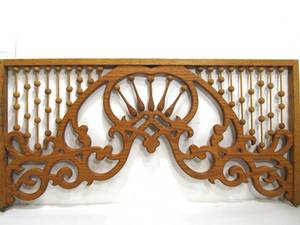 lot 219 image: Lovely Vintage Architectural Fretwork Archway Section