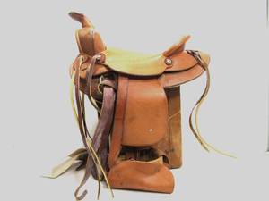 lot 223 image: Vintage Western Leather Childs or Junior Size Horse Saddle