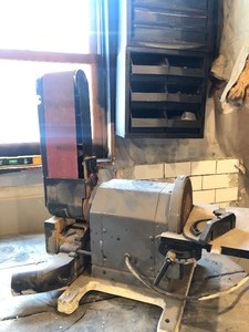 lot 332 image: Working PORTER CABLE Belt Sander