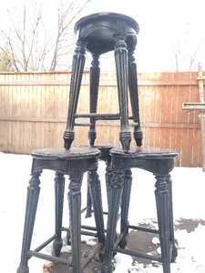 lot 335 image: Set of 4 Vintage Wooden Stools