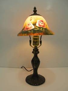 lot 308 image: Nice Tiffany Style Accent Lamp With Reverse Painted Floral Shade