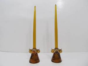 lot 310 image: Mid Century Lucite Acrylic Amber Candlesticks and Holders