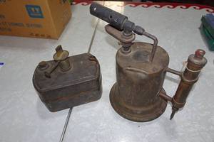 lot 141 image: Antique Adams Westlake Kerosene Lamp Base and Bronze Blow Torch