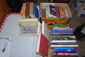 lot 159 image: Assorted Books - Music, Cooking, Crafting
