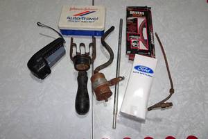 lot 98 image: Assorted Automotive - Battery Tester, Ford Spotlight
