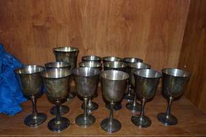 lot 116 image: Salem Silverplate Wine Goblets