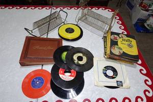 lot 124 image: Assorted 78 RPM Records with Holders - Disney, Beatles, Monkees