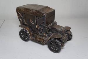 lot 15 image: Vintage Banthrico 1910 Stanley Steamer Automobile Coin Bank