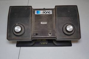 lot 25 image: Vintage Atari Super Pong Game System