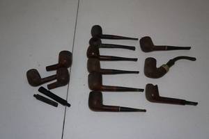lot 42 image: Assorted Smoking Pipes - Peterson Dublin, Imports