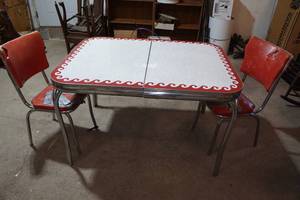 lot 125 image: Antique Formica Top Dining Table with 2 Chairs