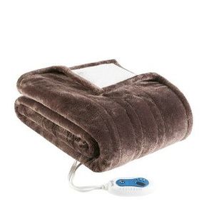 lot 143 image: ((BRAND NEW)) Plush to Berber Electric Snuggle Wrap - Beautyrest