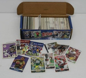 Group Of Misc Unsorted Football Cards