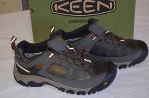 Sportsman 301 Boots and Shoes