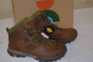 Sportsman 301 Boots and Shoes