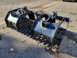 NEW Skidloader Hydraulic Grapple  Rock Bucket - 74 Wide - NO SHIPPING