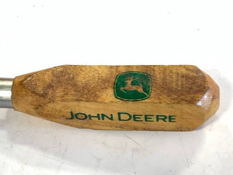 lot 14 image: John Deere Ice Pick 9 Inches Long