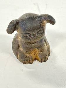 lot 30 image: Cast Iron Griswald Dog